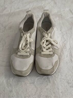 Men’s White & Light Gray Sneakers